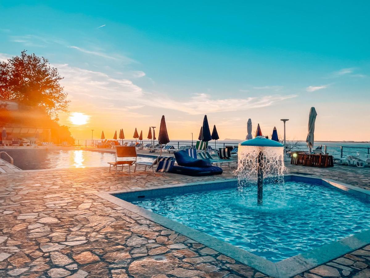 Aqua Holiday Apartments Avlonya Dış mekan fotoğraf