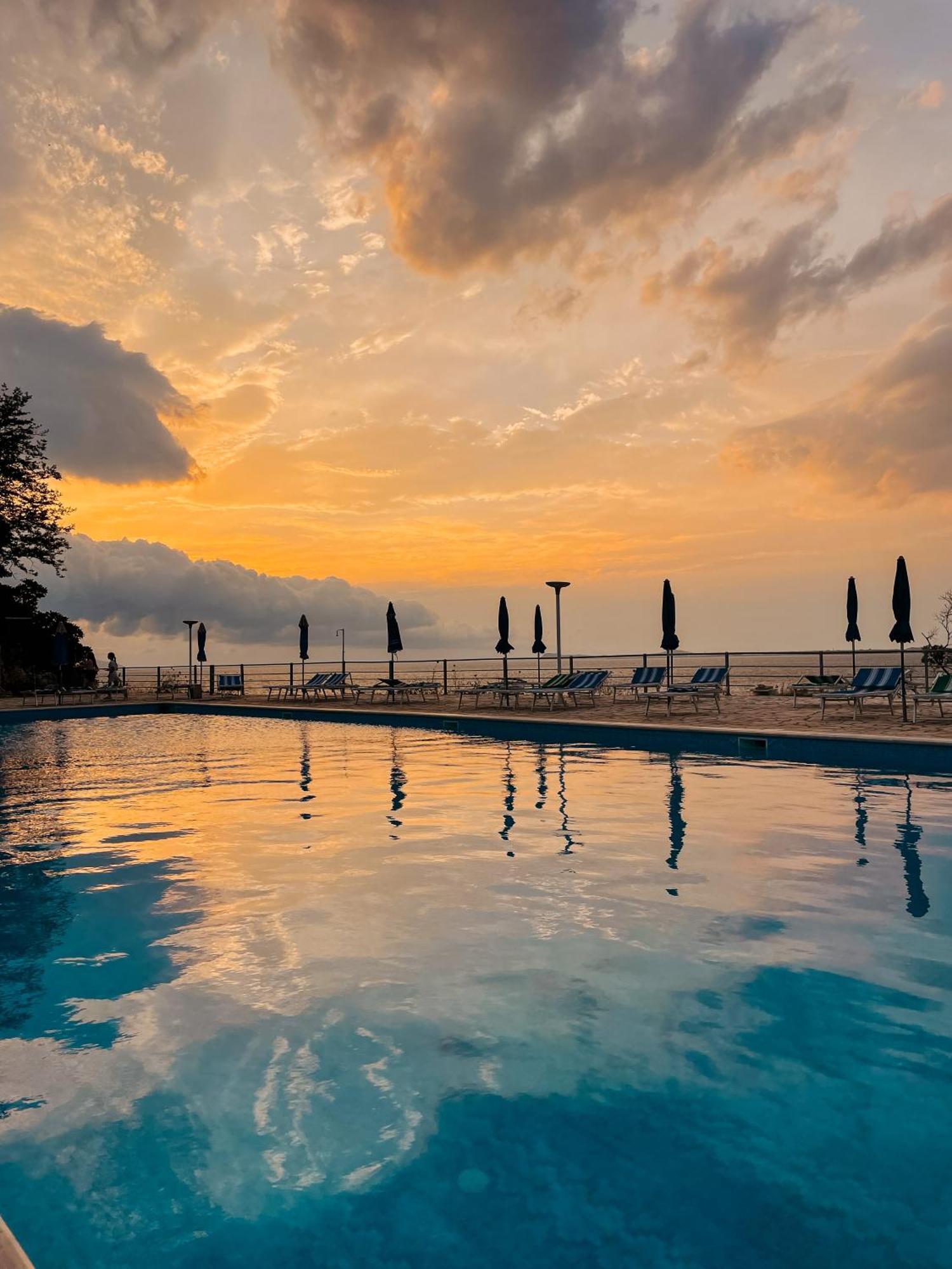 Aqua Holiday Apartments Avlonya Dış mekan fotoğraf